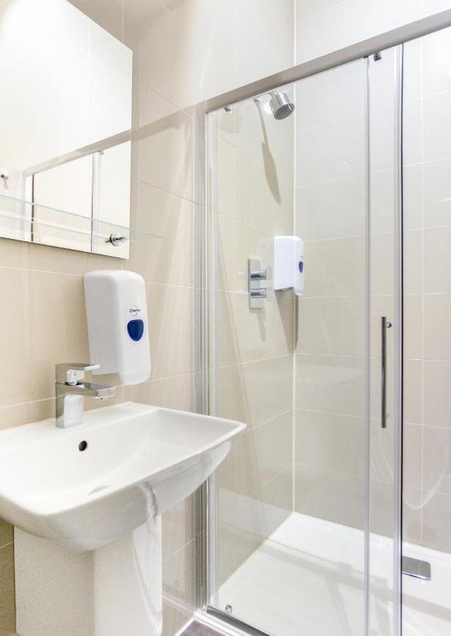 Green View Hotel Dartford Extérieur photo