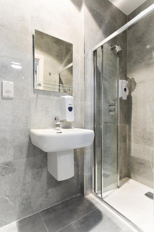Green View Hotel Dartford Extérieur photo